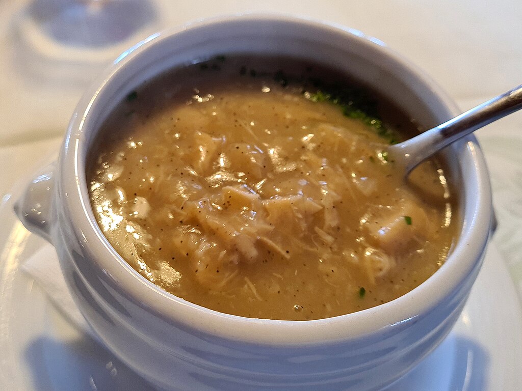 saure Kutteln | Benreis, CC BY-SA 4.0 , via Wikimedia Commons